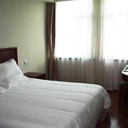 Greentree Inn Shanghai Songjiang University City New Songjiang Road Express Hotel 외부 사진