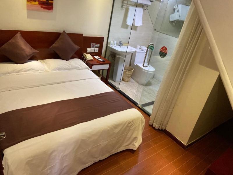 Greentree Inn Shanghai Songjiang University City New Songjiang Road Express Hotel 외부 사진