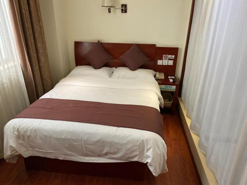 Greentree Inn Shanghai Songjiang University City New Songjiang Road Express Hotel 외부 사진
