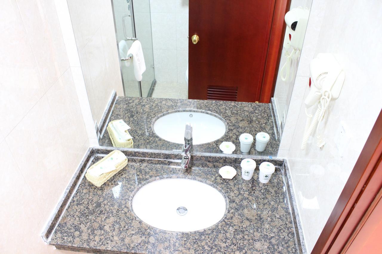 Greentree Inn Shanghai Songjiang University City New Songjiang Road Express Hotel 외부 사진