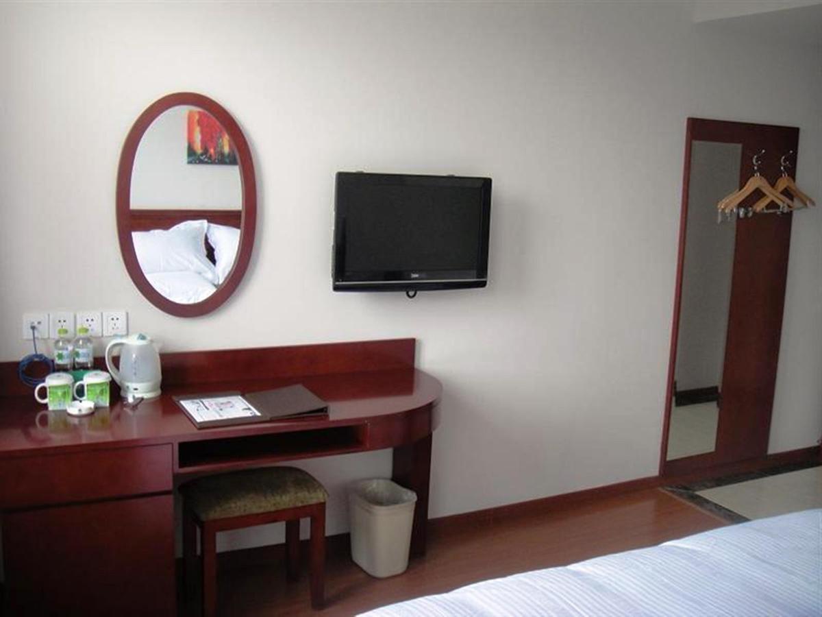 Greentree Inn Shanghai Songjiang University City New Songjiang Road Express Hotel 외부 사진